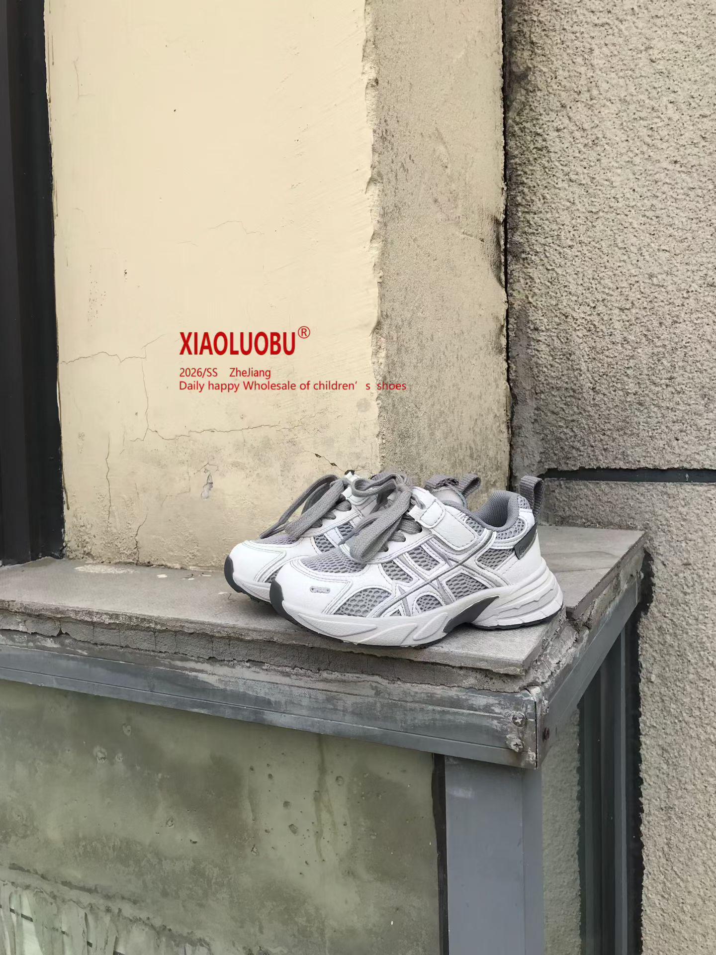 

2026 Spring Unisex Casual Sporty Breathable Mesh Running Shoes for Kids 27 бежевий/сірий колір