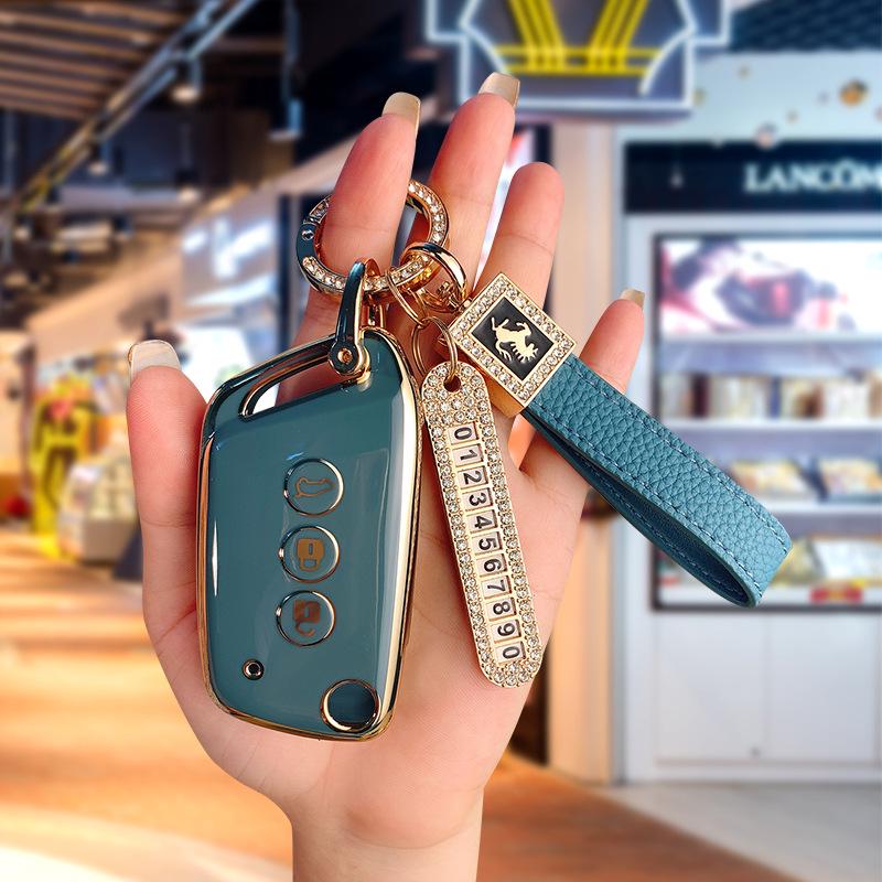 Applicable New Baojun Key Case: RS3/RS5/RC6/E300 Car Protective Shell with Folding Buckle - Men's and Women's Style.