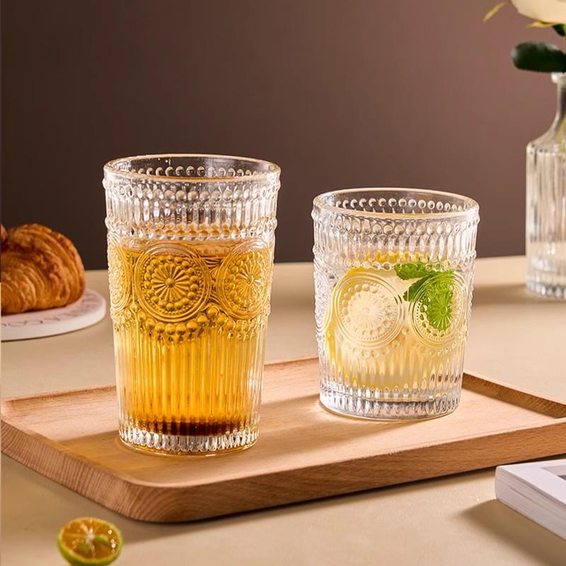 Skleněný šálek Nordic Style 300 ml Reliéfní design se zlatým okrajem Šálky na čaj zahuštěné Retro průhledné šálky odolné vůči teplu