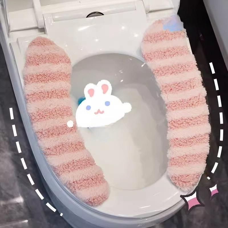 Toilet Seat Cushion with Plush Material - Winter Thickened - Household Toilet Seat Ring Cushion - Adhesive Type - Universal Pad