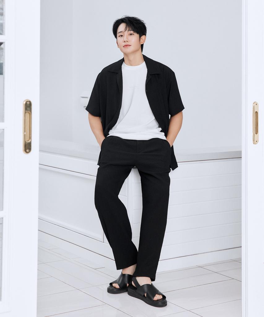 MINDBRIDGE Relaxed Fit Pleated Full Elastic Waist Pants - 2 Colors Mypt3130