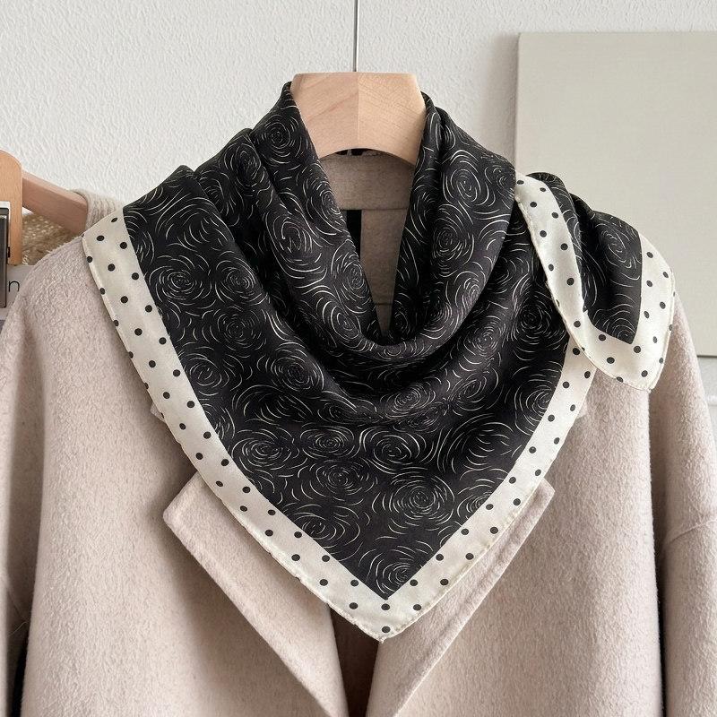71 Cotton and Linen Retro Wind Green Geometric Small Square Scarf Silk Scarf Women's New Neck Protection Small Scarf Silk Scarf Neck High Sense