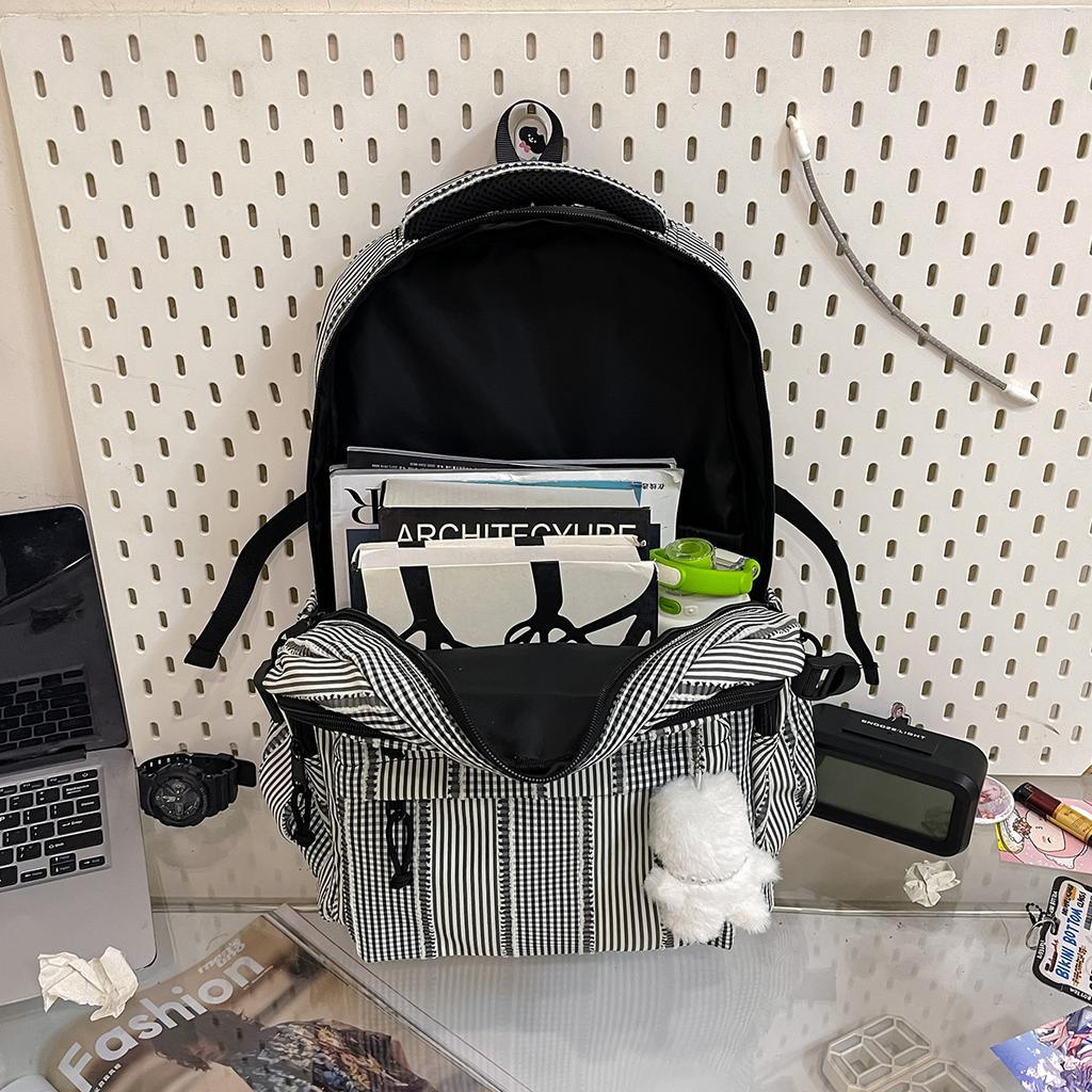 Schoolbag large capacity casual backpack Korean version ins college style schoolbag female junior high school students cute small fresh backpack