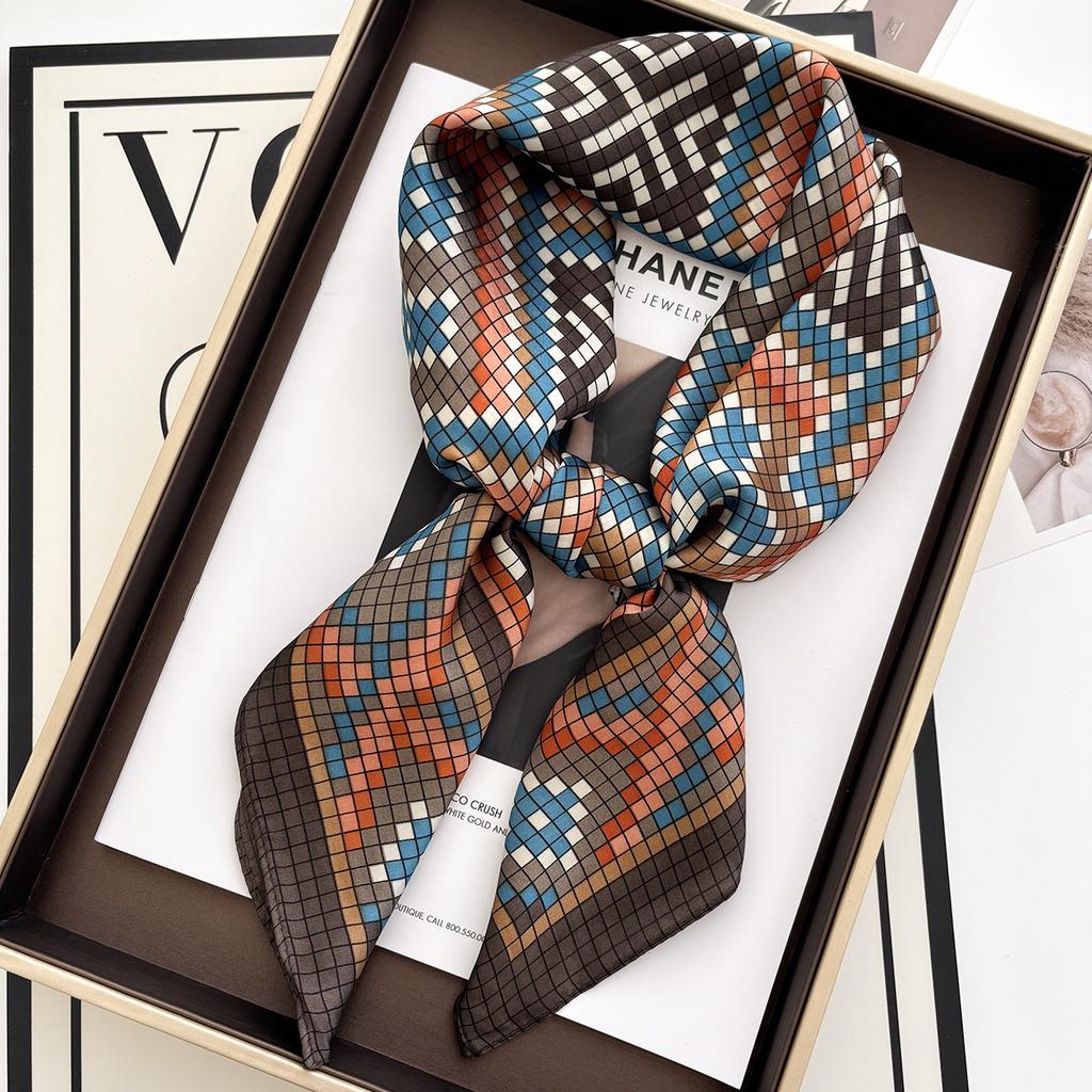 Luxury  Leopard Print Square Scarf Women'S Imitation Silk Scarf Casual Versatile Decoration Small Neck Scarf 70Cmx70Cm