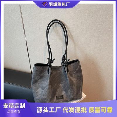 Damentasche mit großem Fassungsvermögen, vielseitige neue einfache plissierte Schultertasche für den Sommer, lässige Pendler-Tragetasche