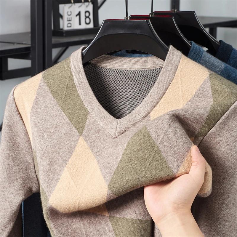 Winter Warm Men's Plaid V-neck Long Sleeved Sweater Knitted Sweater Fashion Casual Versatile Top