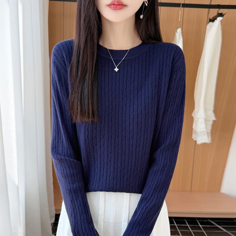 2026 Autumn Women's Round Neck Cable Knit Jacquard Pullover Sweater, Long Sleeve