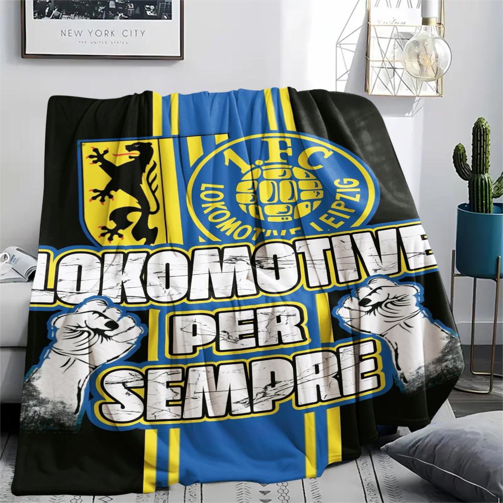 Koc flanelowy z nadrukiem Lokomotive Leipzig, Wysoka jakość, Wygodny na wszystkie pory roku, Wystrój domu, Ciepło i komfort, Idealny na prezenty świąteczne71