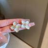 Fashion Korean Women Retro White Flower Earrings Sweet Metal Delicate Stud Earrings for Female Zircon Party Jewelry Accessories