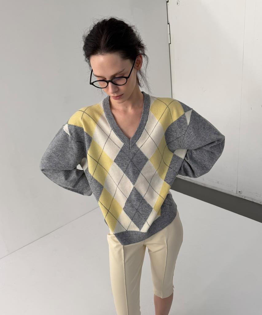 Obeodyupeulleeo Classic Argyle V-Neck Knit_Lemon/Grey