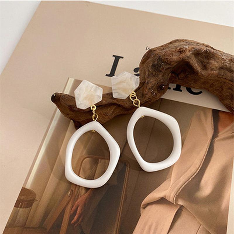 Acrylic Earrings Irregulares Women Stud White Geometric Style Cute Drop Earrings Fashion Jewelry