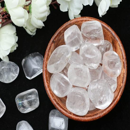 Set of 13 Clear Quartz Tumbled Stones Reiki Chakra Healing Pebbles Vase Fillers Tumble Stone for Jewellery, Vastu Home Office Decor Gift Item