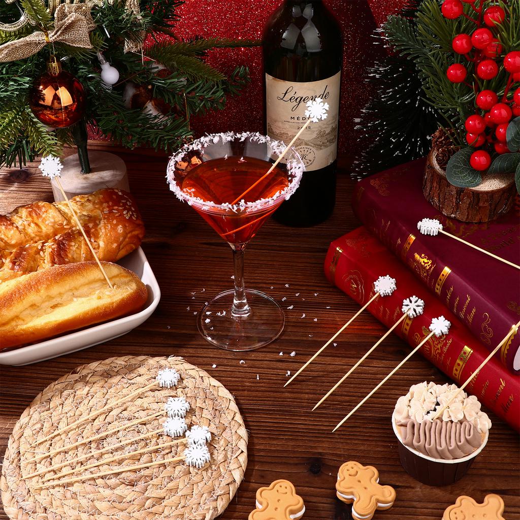 100Pcs Christmas Cocktail Picks Cocktail Toothpicks Cake Topper Pick Assorted Snowflake Skewers Xmas Bamboo Sticks For Sandwich