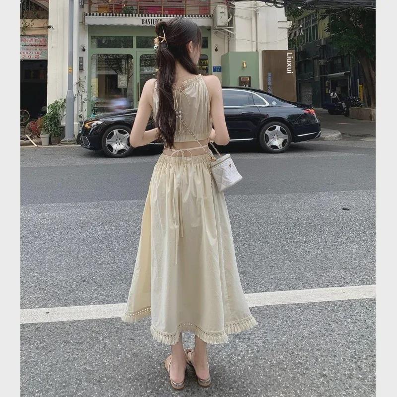 Damen Neckholder Quastenkleid: Hohle Taille, Bindegürtel, Slim Fit Langer Rock, Urlaubsstil.