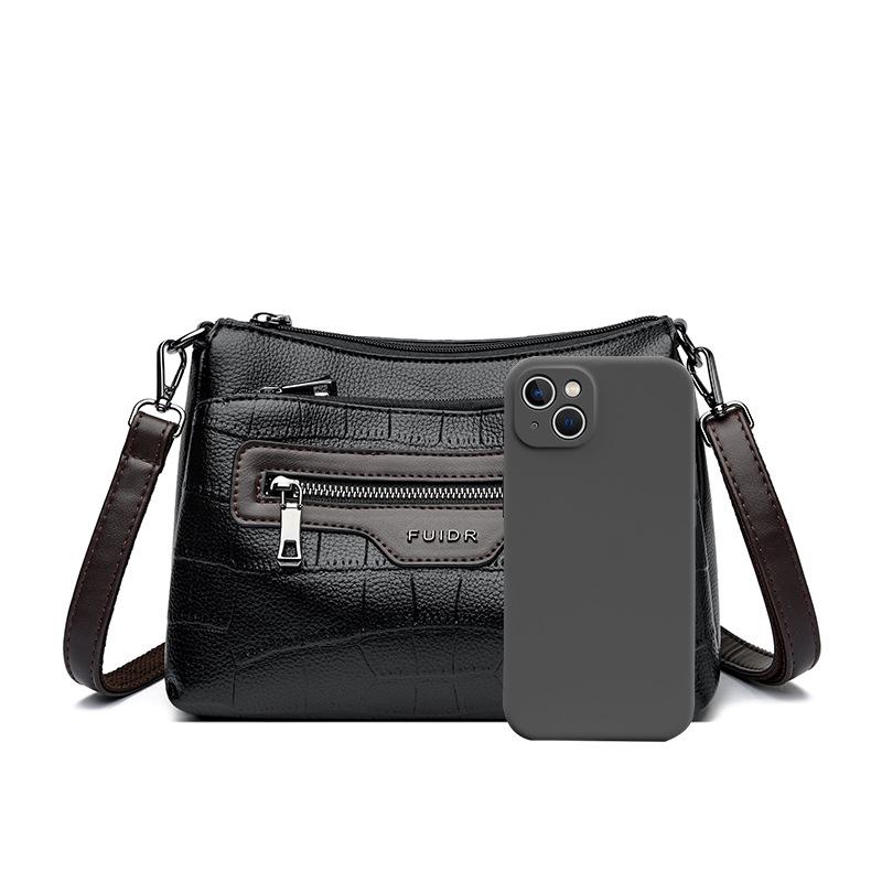 This Small Square Bag Is Versatile and Casual. It's A Convenient Single-shoulder Commuting Underarm Bag for Women