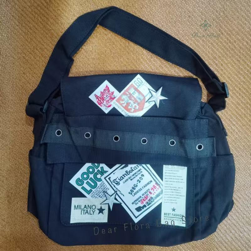 

Y2k Vintage Canvas Messenger Bag Casual Preppy Crossbody Punk Patchwork Star Patch Shoulder American Fashion Retro Women Handbag 30x27x15cm чорний