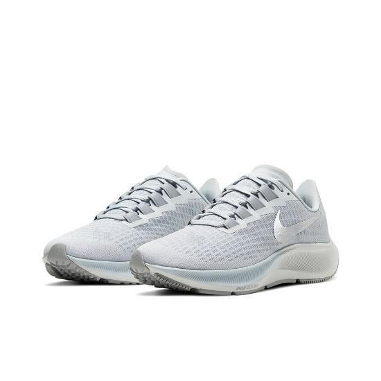 Nike Women's Air Zoom Pegasus 37 Grey Metallic Silver BQ9647-009