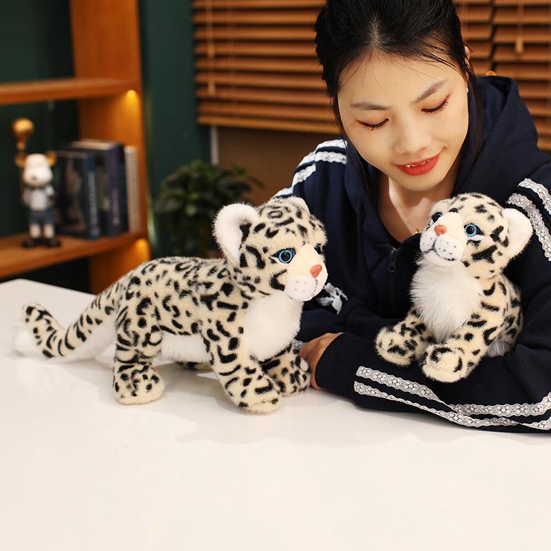 Bambola leopardo simulata peluche leopardo delle nevi bambola leopardo bambina bambola di pezza calmante regalo di compleanno