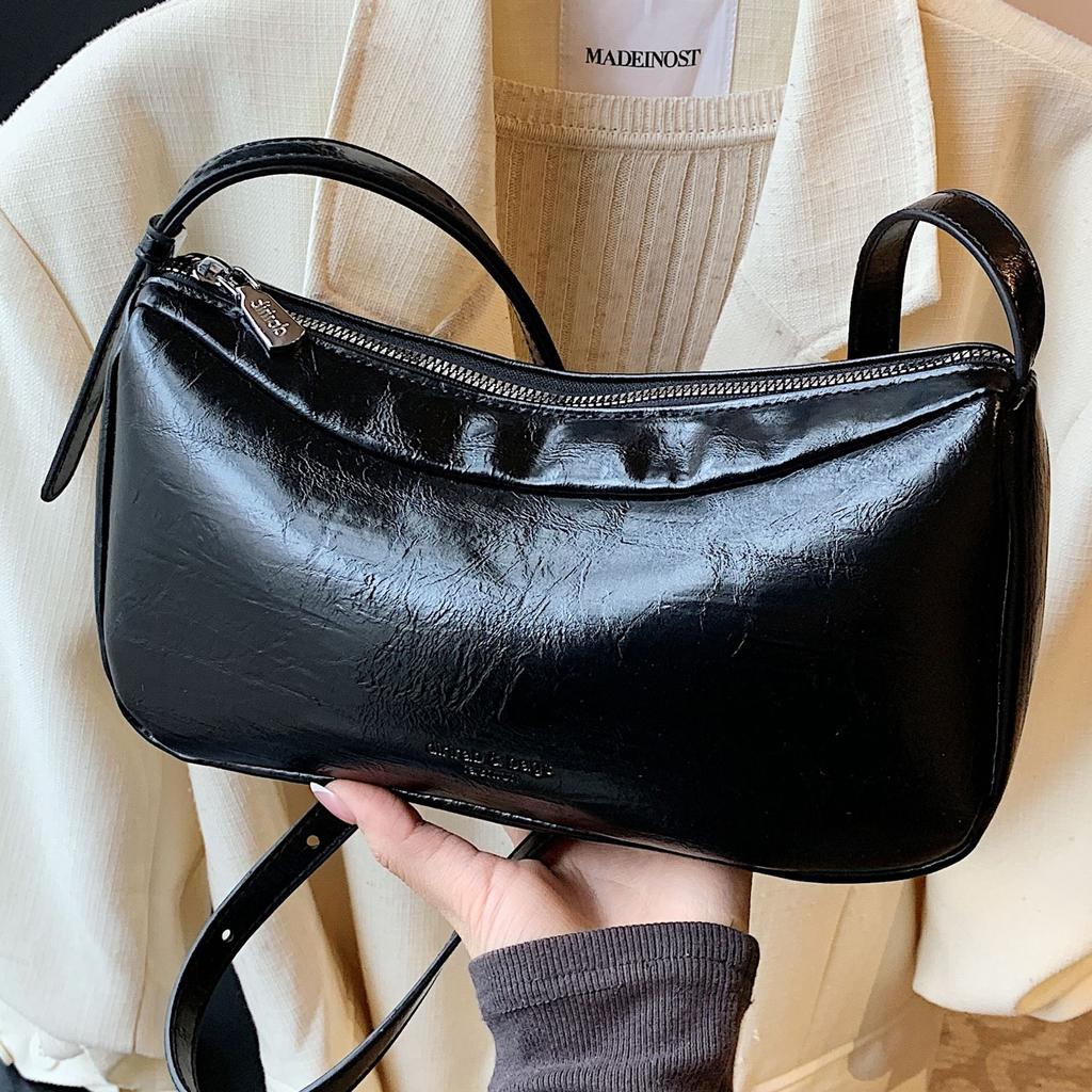 South Korea's Niche New Fashion Underarm Bag 2025 Spring Leather Simple and Versatile Commuter One-shoulder Cross-body Bag for Women