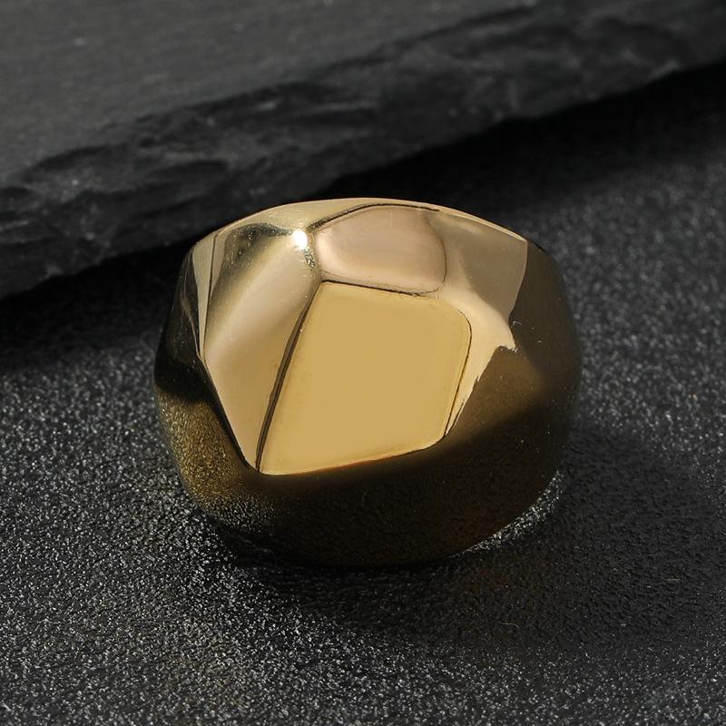 Bijoux en acier titane moulé, bague en acier inoxydable simple personnalité coupe brillante multi-facettes bijoux pour hommes