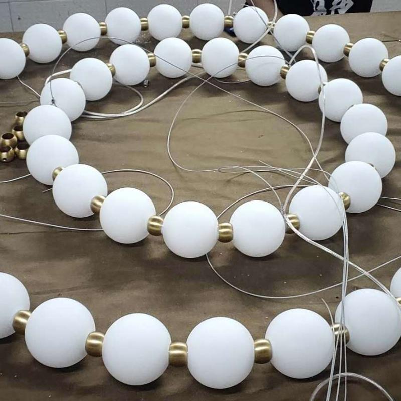 Nordic Modern Living Room Pendant Light Designer Simple LED Bedroom Circular Personalized Dining Room Pearl Necklace Light