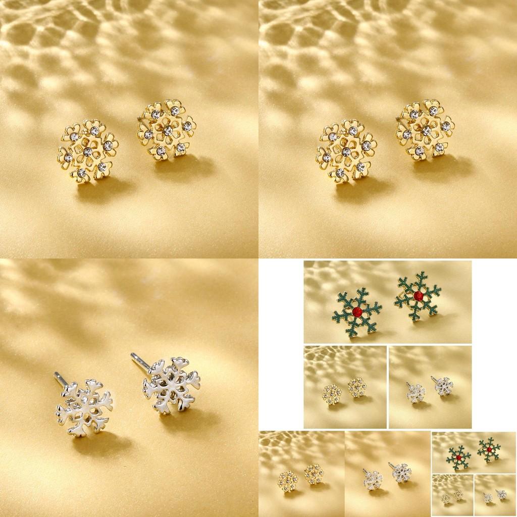 Elegant Snowflake Stud Earrings With Sparkling Gemstones Perfect For Christmas And Beyond
