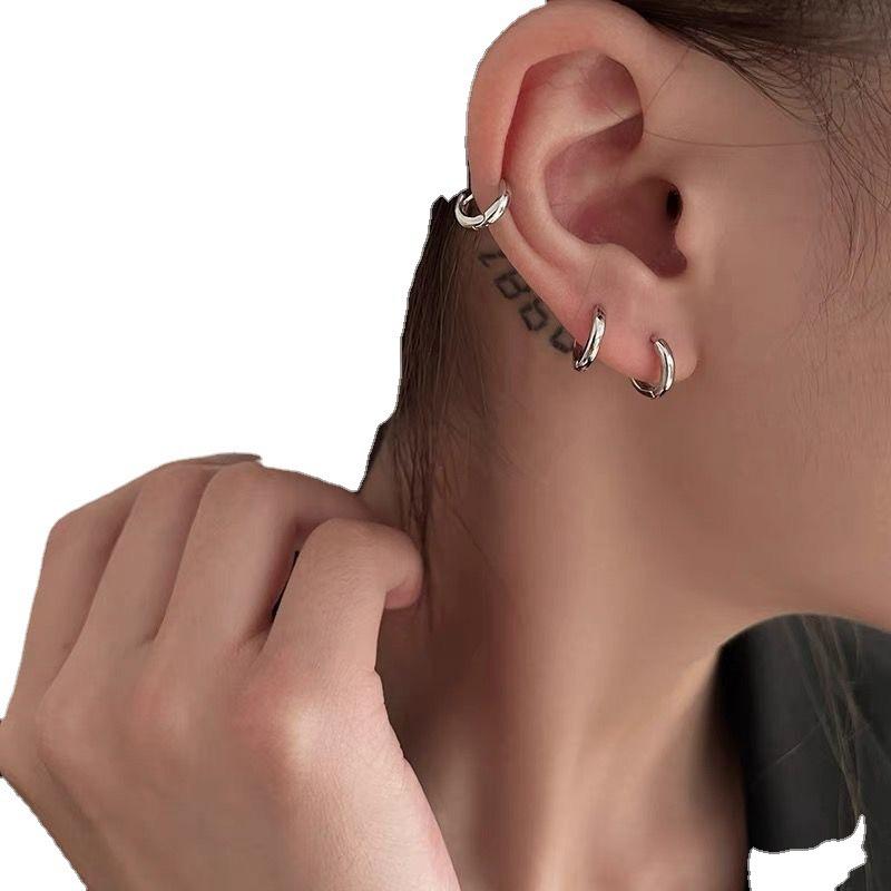 Exquisite 925 Silver Small Earrings Plain Silver Comfortable Smooth Design Perfect for Girls and Women