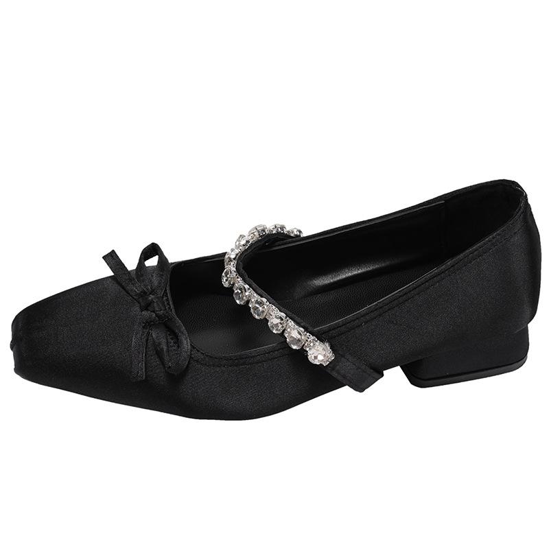 White retro French flat bottom square head shallow mouth single shoes women's summer 2025 new models with skirt inner height increase Mary Jane shoes