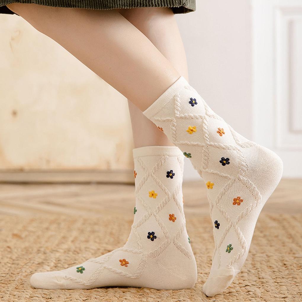 5 Pairs of Women's Diamond Volume Flower Socks