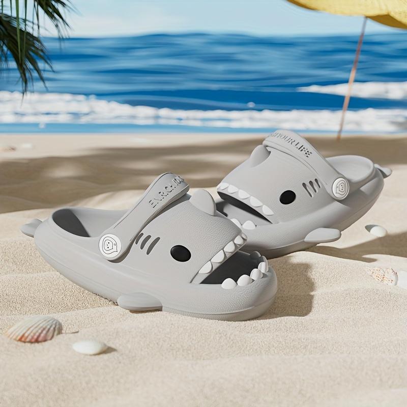 ZXCDINO Suitable for Boys and Girls Adorable EVA Shark Design Clogs, Breathable Lightweight Non Slip Soft Sole Slippers, Kids Footwear
