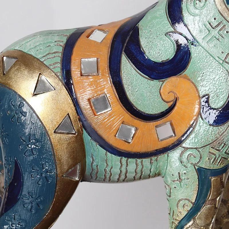 Simulation Animal Sculpture Giraffe Mother and Child Painted Animal Statue Modern Home Decoration Golden Handicraft Ornaments