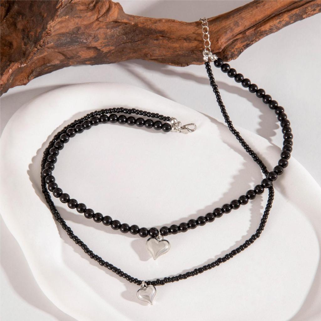 Retro black beaded love double-layer necklace, niche versatile neck chain, collarbone chain for women
