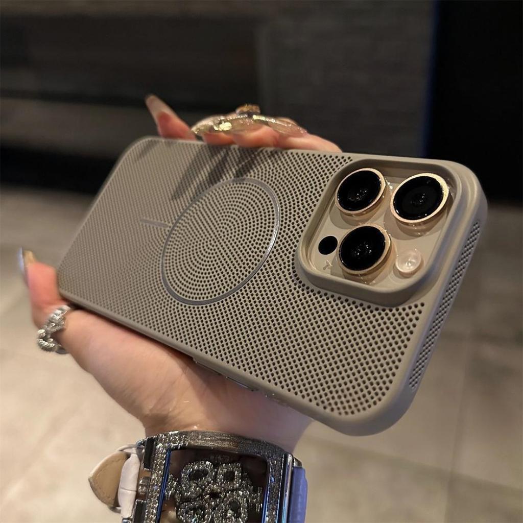 Applicable to iPhone17PROMAX mobile phone case heat dissipation magnetic suction mesh case hollow and breathable Apple 16/15 hard and anti-drop