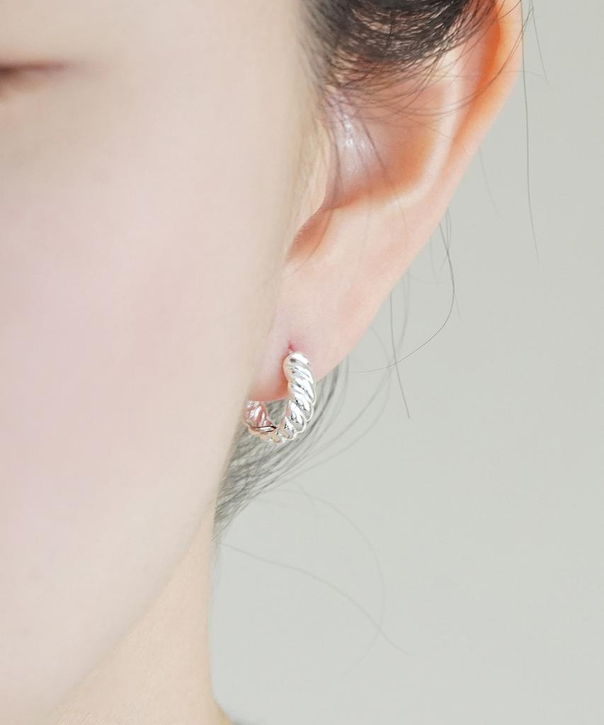 Alleun Silver 925 Quattro Twisted One-Touch Silver Earrings Bold