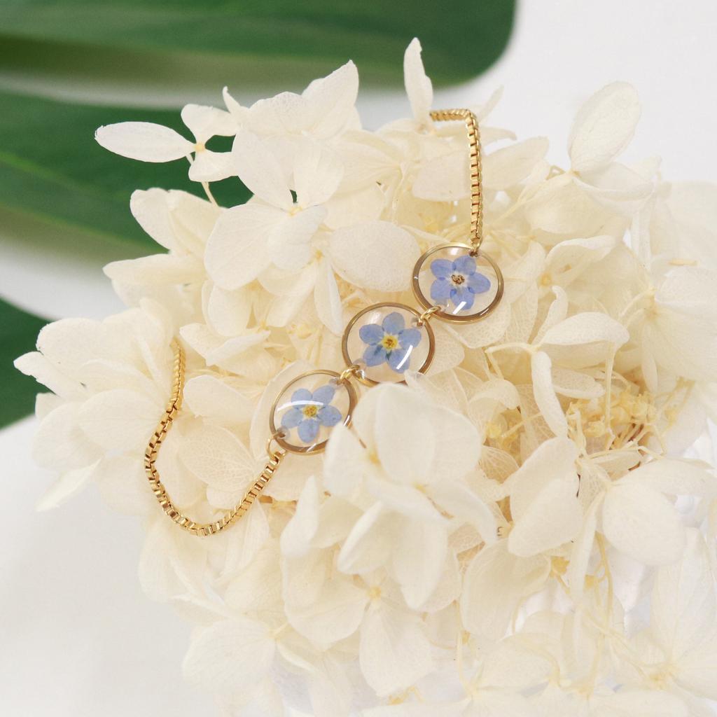 New Custom Personalized Dried Flower Lucky Four Leaf Clover Fashion Stainless Steel Bangles Women Resin Charms Jewelry Bracelet