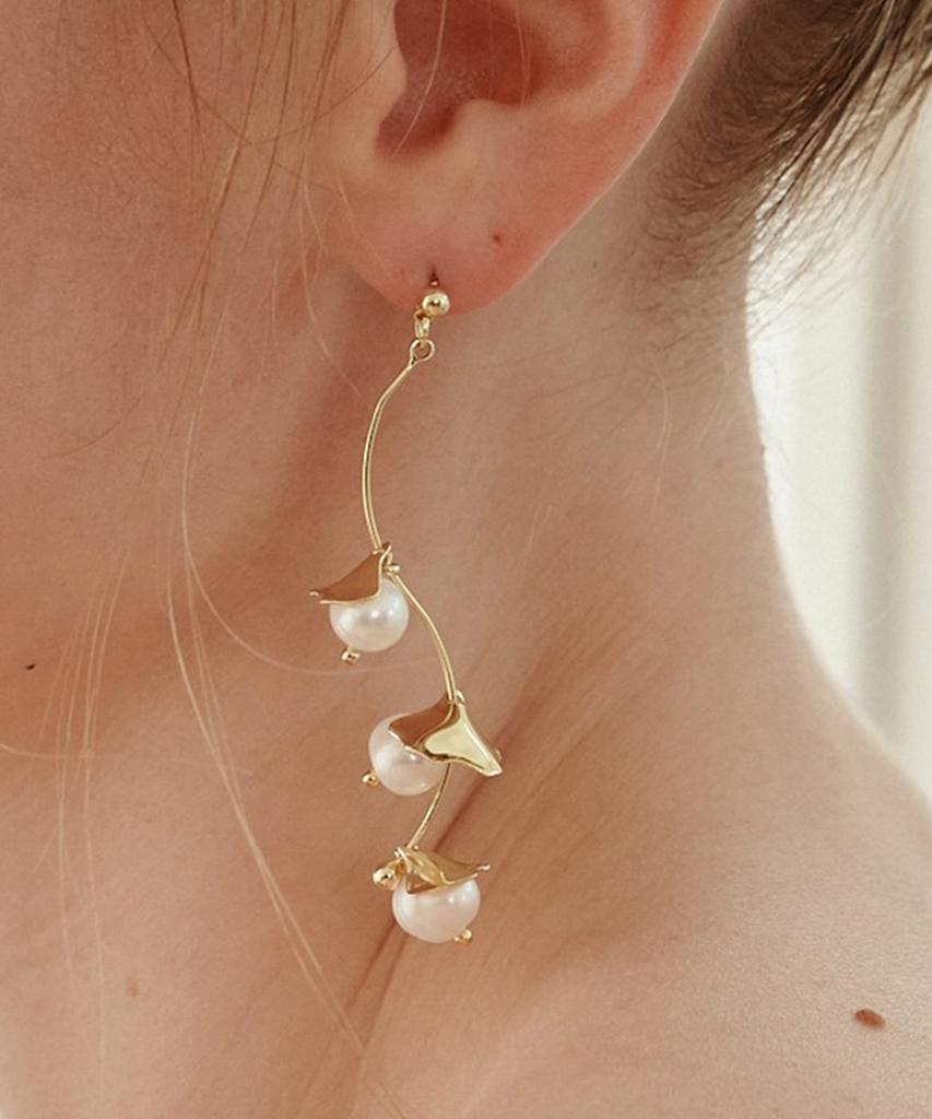 Findelise Freshwater Pearl Drop Earrings