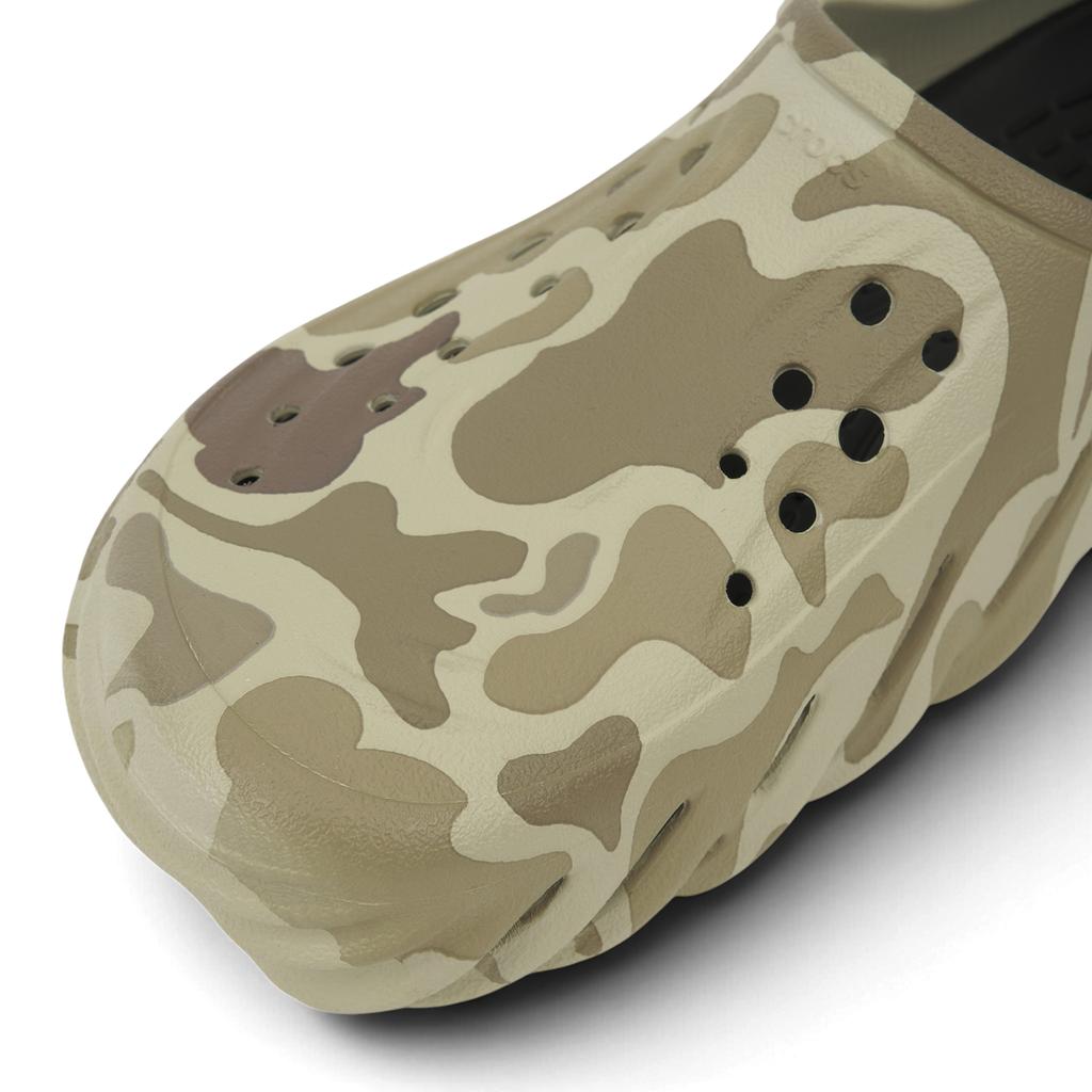 Crocs Echo Clog Duck Camo Unisex Sneakers Multi-Color Bone-Duck-Camo 211981-2YJ