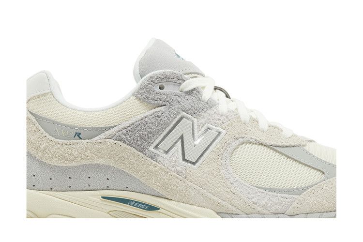 New Balance 2002R Linen Men's Sneakers