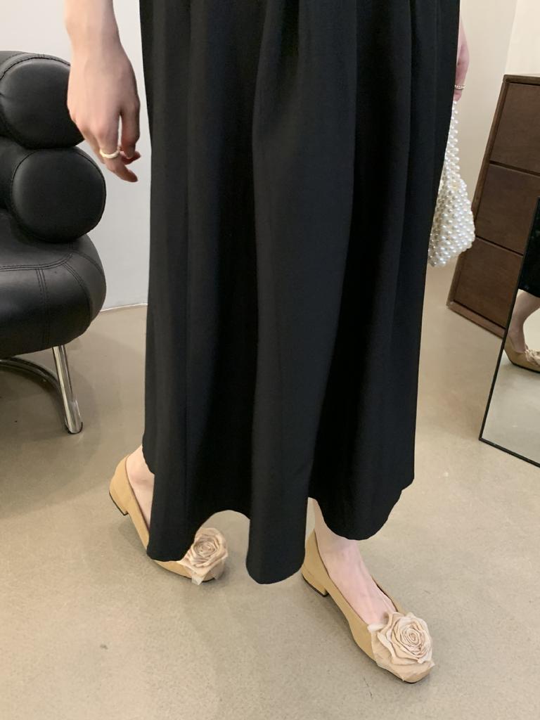 2025 Frühling und Herbst neue Rose dicker Absatz Einzelne Schuhe Damen mittlerer Absatz eckige Spitze flacher Ausschnitt Retro klassisches Nischendesign