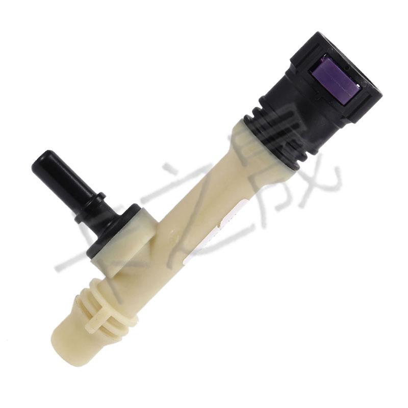 Volvo XC60/V60/S60 Engine Coolant Hose Connector 31338581