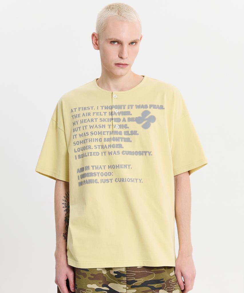HOODHOOD Clover Typo Henley Neck Short Sleeve T-Shirt Light Yellow