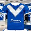 Le maillot extérieur 2026 V É Lez Sarsfield convient à toute la famille et aux enfants, est respirant et est un article indispensable pour la plage.