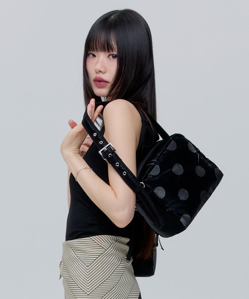 Sweetch Shoulder Bag M Glossy Black Polka Dot