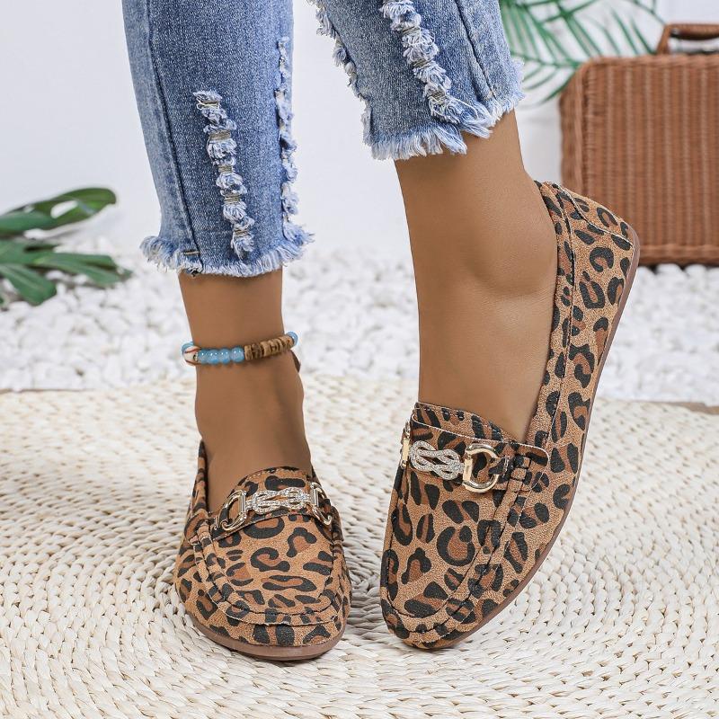 Fashion Fall New Loafers Vintage Round Toe Deep Mouth Leopard Rhinestone Metal Buckle Soft Sole Non-Slip Plus Size Flats