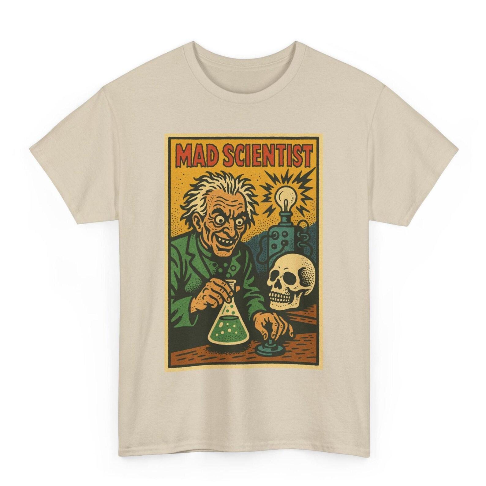 Mad Scientist T-Shirt: Retro Comic, Spooky Science Halloween Tee 4XL