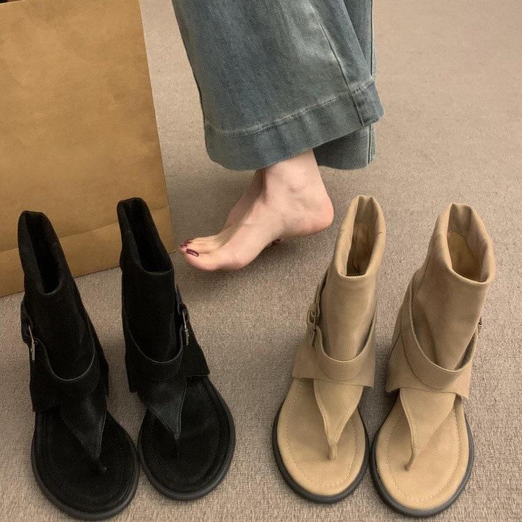 Inner heightening herringbone toe buckle cool boots women's summer wear new fashionable trousers short tube Roman sandals