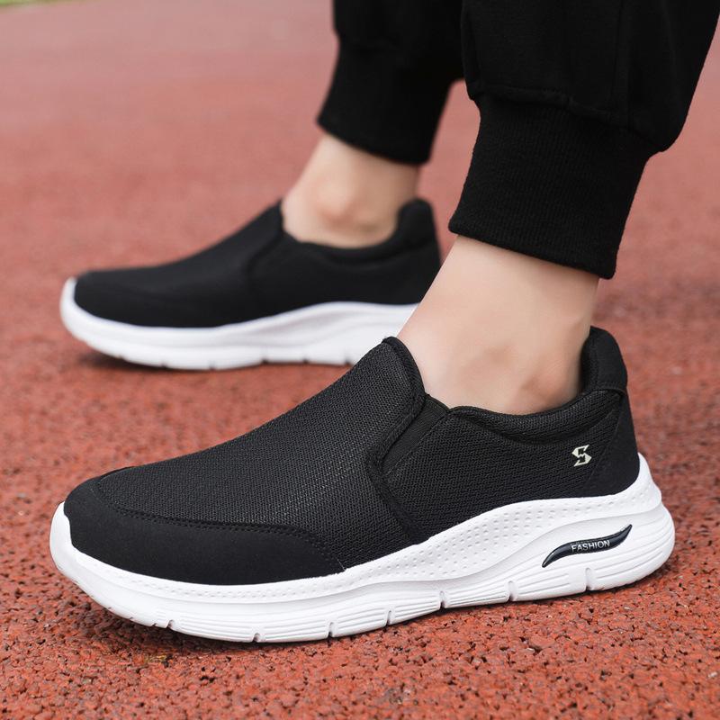 Summer new men's shoes fly-woven mesh breathable casual shoes fashion men's shoes trendy shoes mesh soft sole lightweight men's shoes