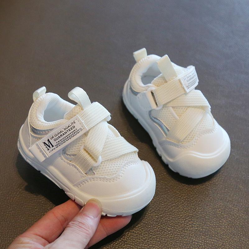 New baby shoes 0-1-3-year-old toddler shoes boys baby soft sole non-slip girls baby shoes spring and autumn function