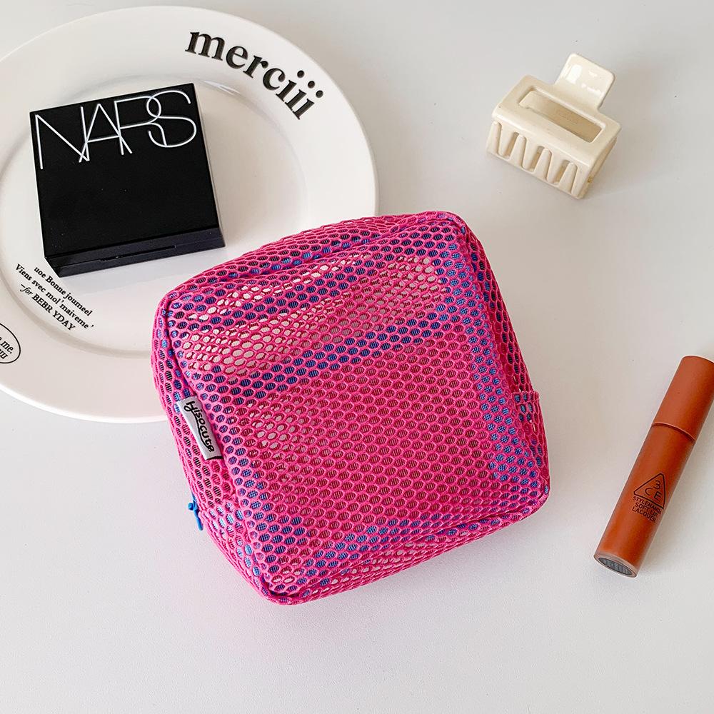 

Girls Mesh Sanitary Pad Pouch Small Cosmetics Bag Sanitary Pads Organizer Travel Wash Bag Zipper Coin Purse Kids Cute Purse рожевий
