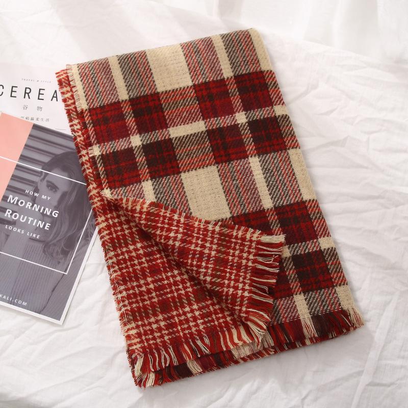 

Scarf lady winter new red senior knitting student couple men scarf warm Christmas New Year s atmosphere красный